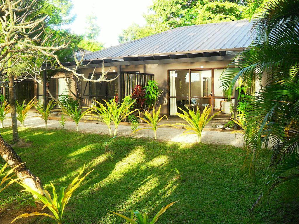 Tongan Beach Resort Utungake Quarto foto